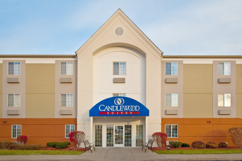 Candlewood Suites-Rockford - Loves Park, IL