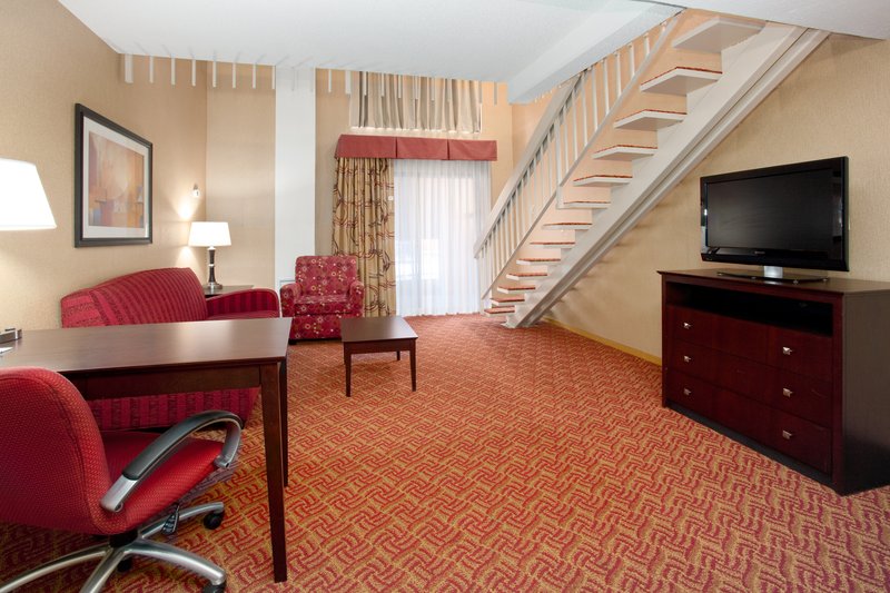 Crowne Plaza Hotel Colorado Springs - Colorado Springs, CO