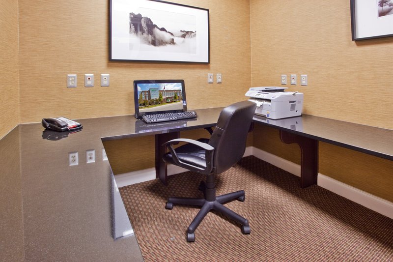 Holiday Inn MACON NORTH - Macon, GA