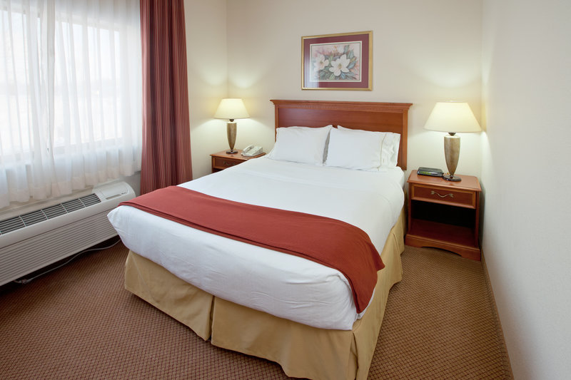 Holiday Inn Express - Willis, MI