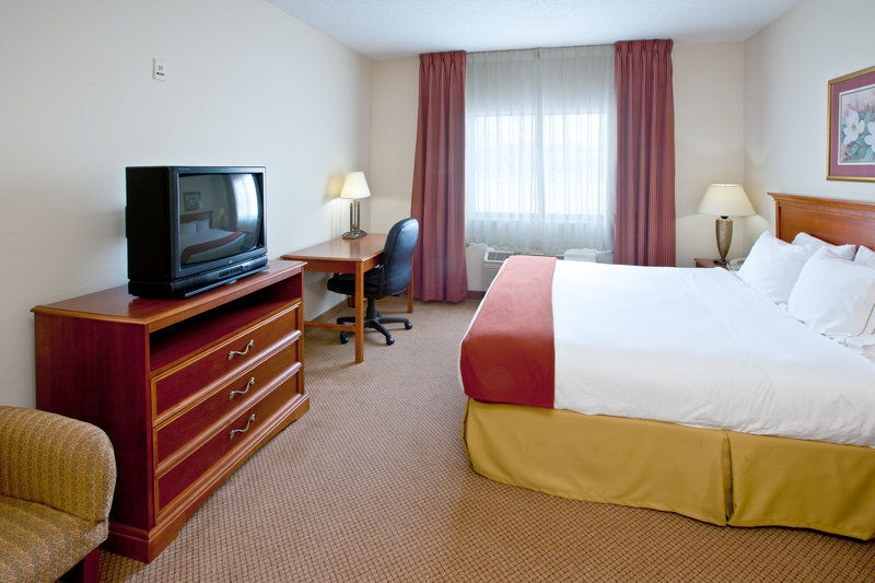 Holiday Inn Express - Willis, MI