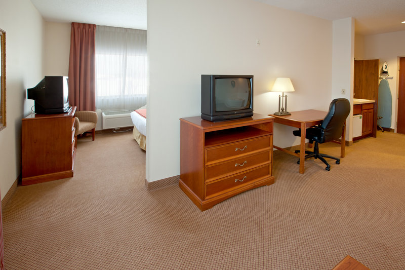 Holiday Inn Express - Willis, MI