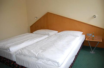 Hotel A2 - Room