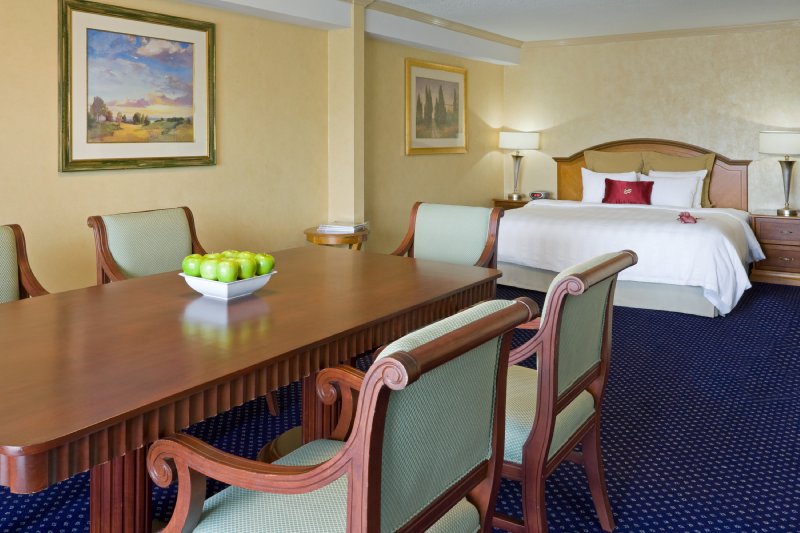 Crowne Plaza Hotel Somerset-Bridgewater - Somerset, NJ