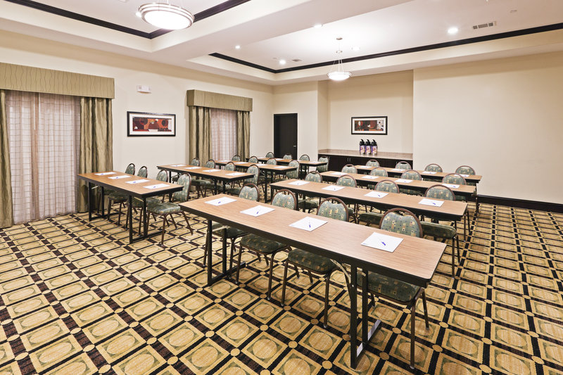 HOLIDAY INN EXPRESS-BROWNFIELD - Brownfield, TX