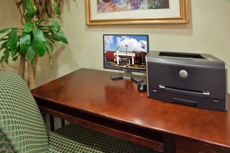 HOLIDAY INN EXPRESS - Malvern, PA