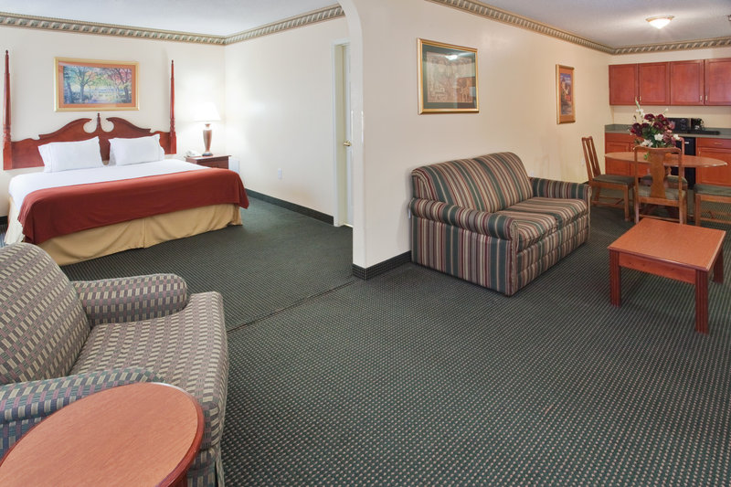 Holiday Inn Express PLYMOUTH - Kelford, NC