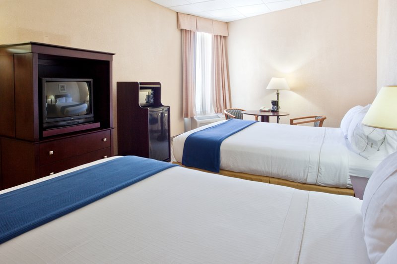 Holiday Inn Express MACON (I-75 & RIVERSIDE) - Macon, GA