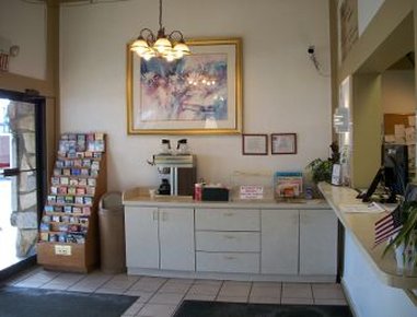 Knights Inn Rossford Oh - Rossford, OH