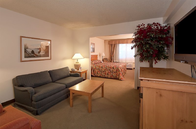 Coast International Inn - Anchorage, AK