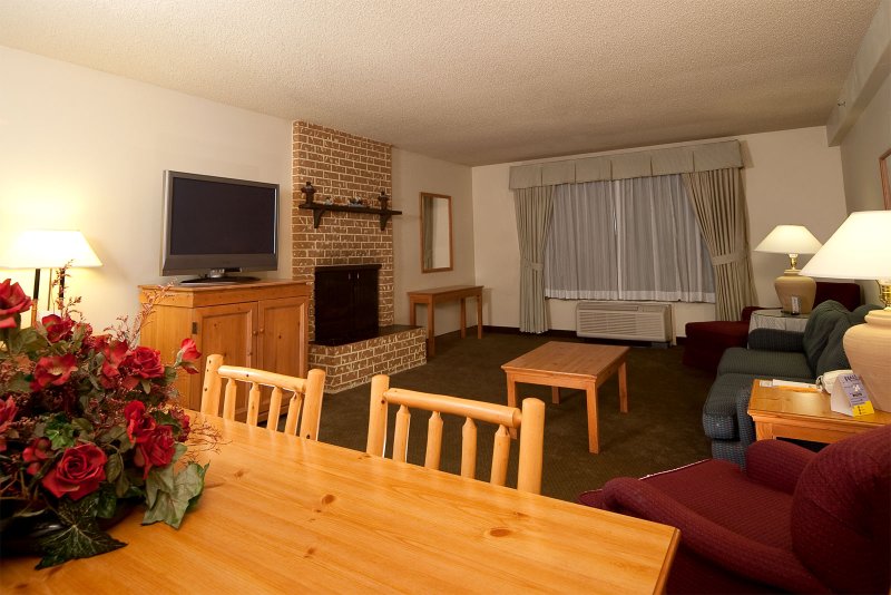 Coast International Inn - Anchorage, AK