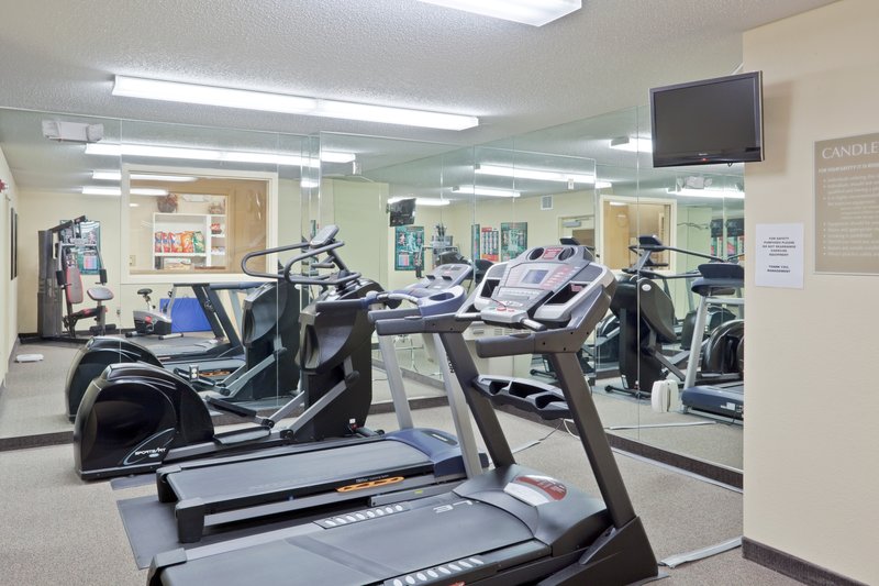 Candlewood Suites TOPEKA - Topeka, KS