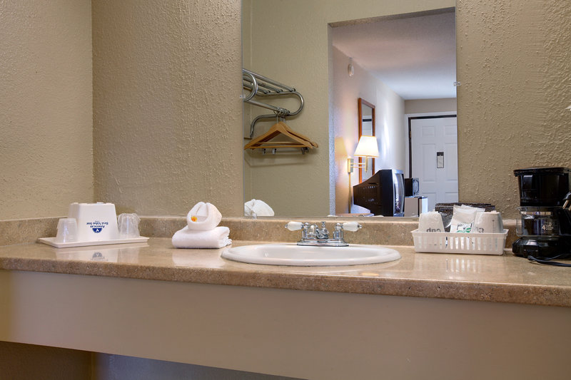 Americas Best Value Inn - Augusta, GA