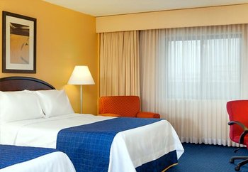 Courtyard by Marriott - Room