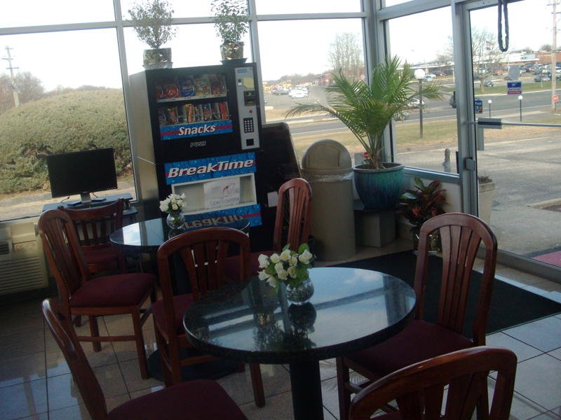AMERICAS BEST VALUE INN - Smithtown, NY
