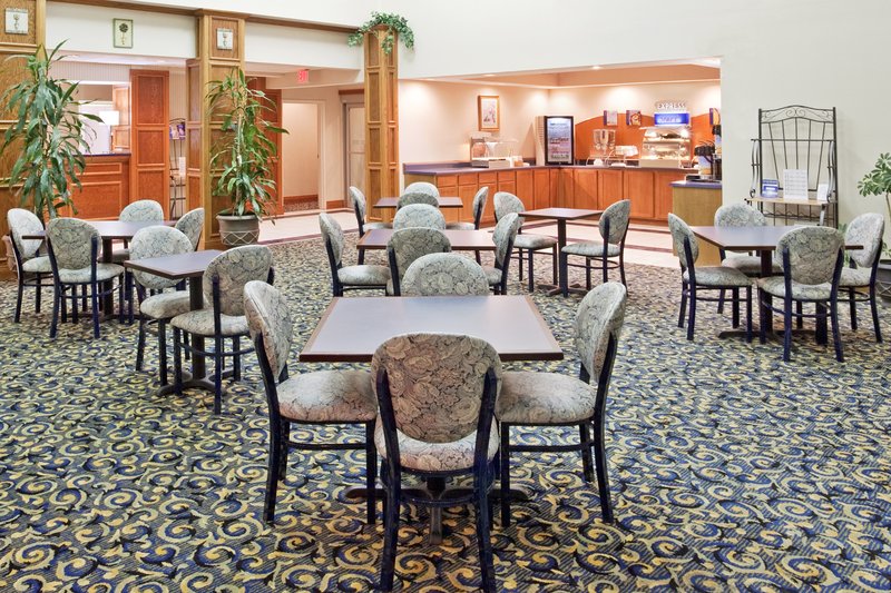 Holiday Inn Express-Bucyrus - Bucyrus, OH