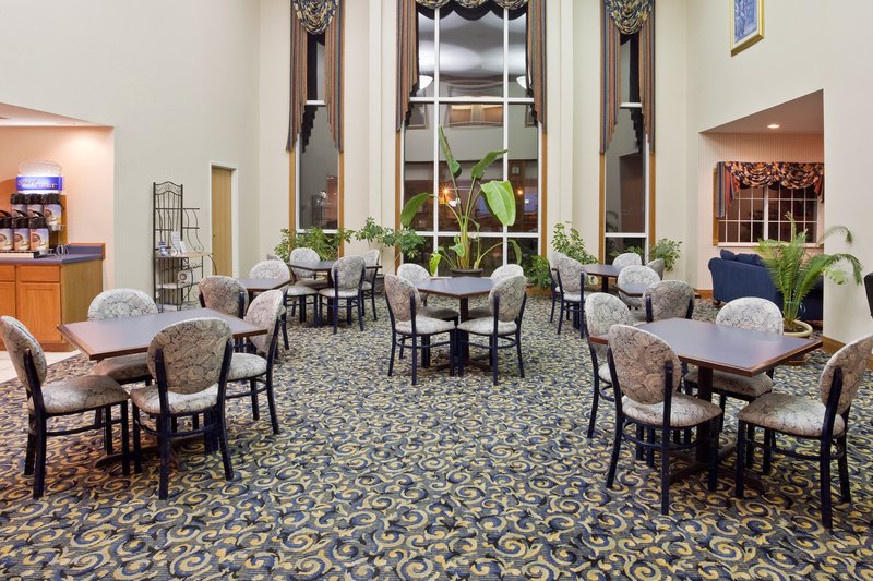Holiday Inn Express-Bucyrus - Bucyrus, OH