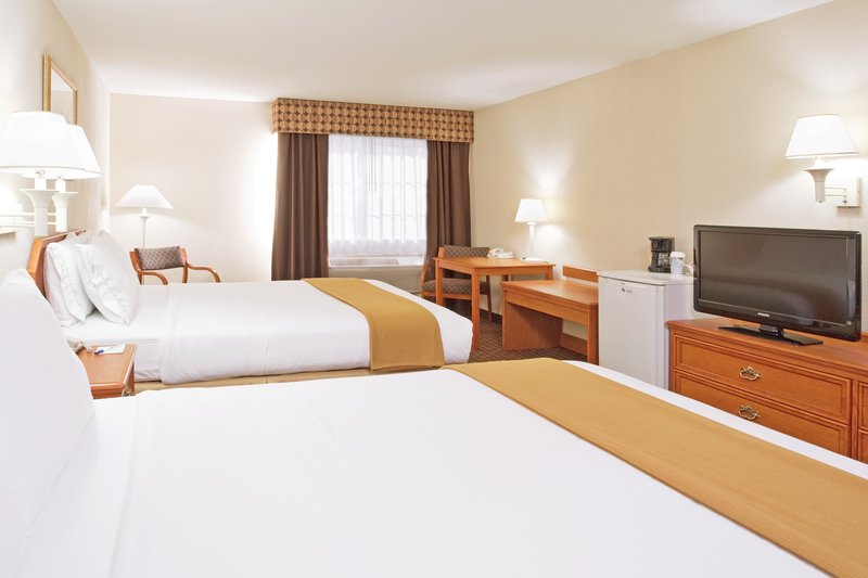 Holiday Inn Express-Bucyrus - Bucyrus, OH