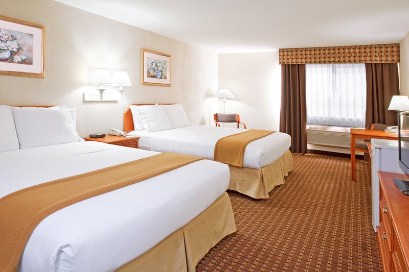 Holiday Inn Express-Bucyrus - Bucyrus, OH