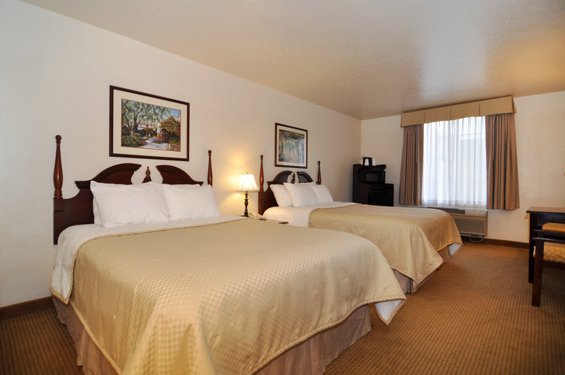 Best Western Plus Salinas Valley Inn & Suites - Salinas, CA
