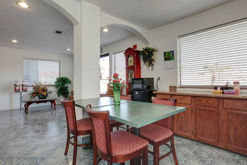 Americas Best Value Inn & Suites-Rosenberg/houston - Rosenberg, TX