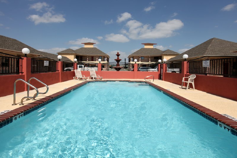 Americas Best Value Inn - San Benito, TX