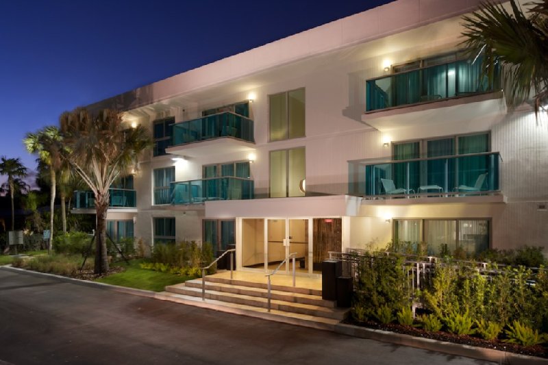 Bal Harbour Quarzo - Bay Harbor Islands, FL