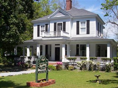 Decanter Inn - Mullins, SC