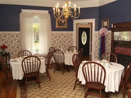Decanter Inn - Mullins, SC