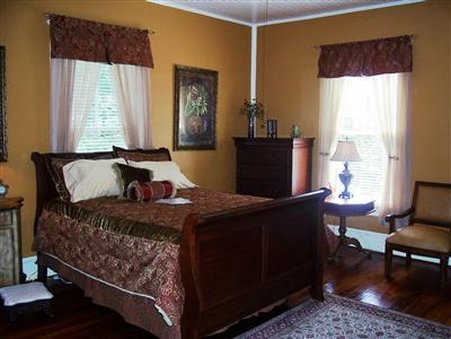 Decanter Inn - Mullins, SC