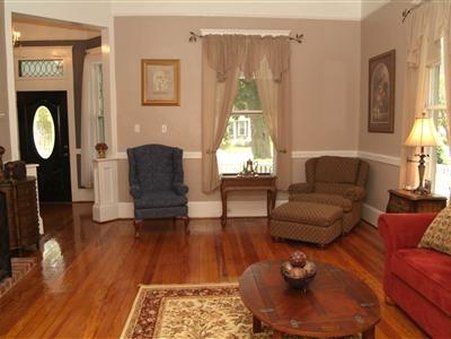 Decanter Inn - Mullins, SC