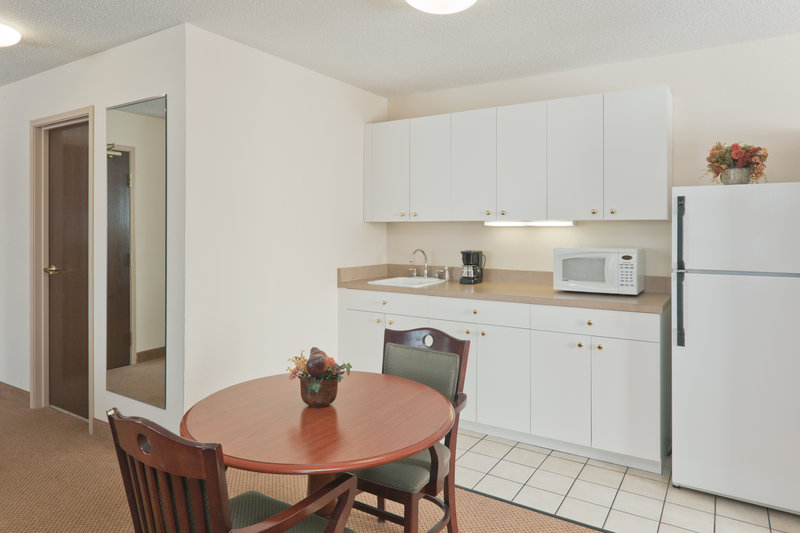 Holiday Inn Express - Marshall, MI