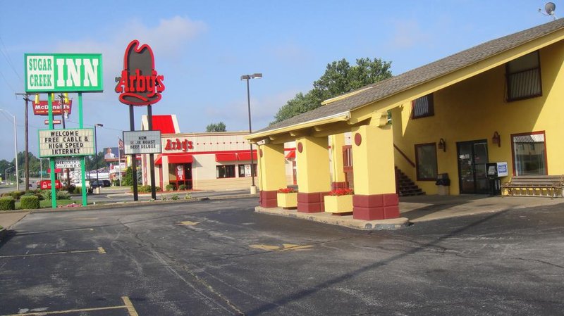 Sugar Creek Inn - Henderson, KY