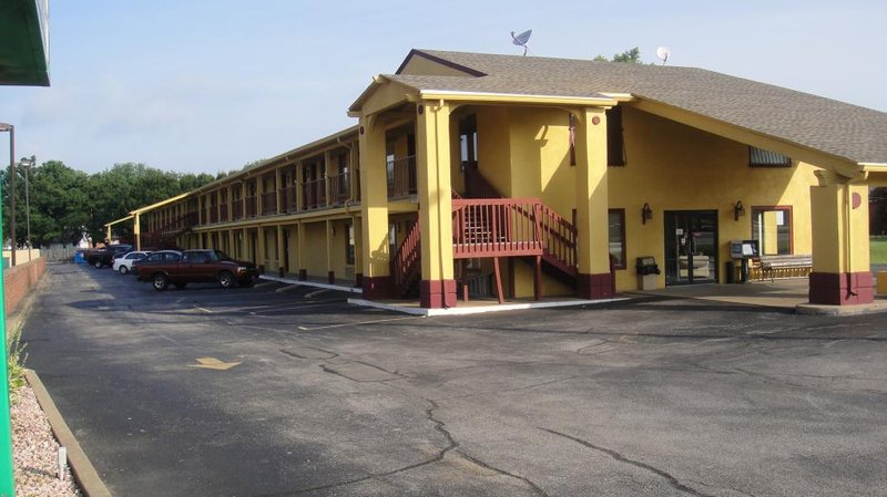 Sugar Creek Inn - Henderson, KY