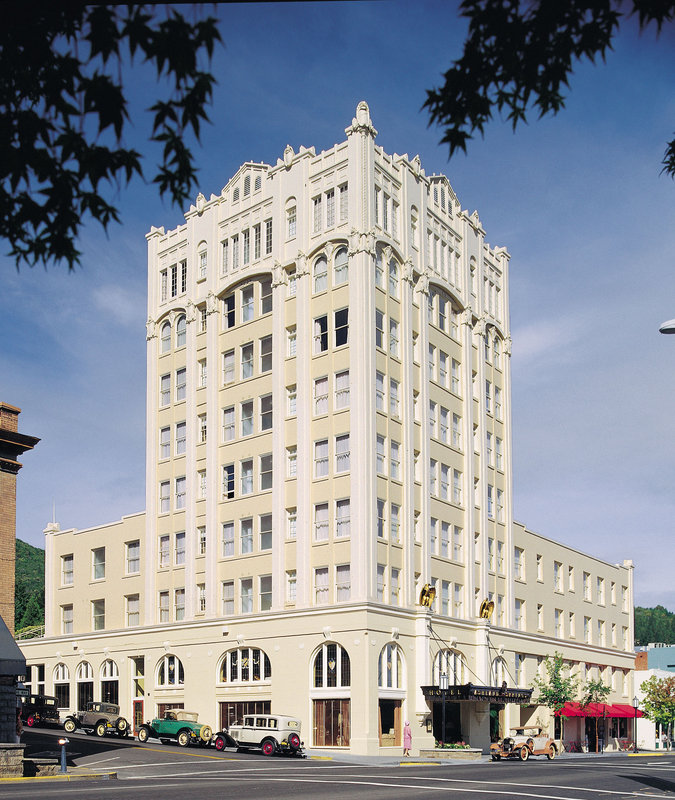 Ashland Springs Hotel - Ashland, OR