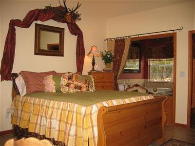 Serenity Farm House Inn - Wimberley, TX