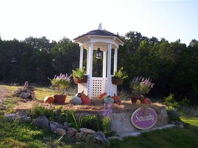 Serenity Farm House Inn - Wimberley, TX