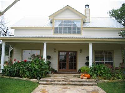 Serenity Farm House Inn - Wimberley, TX