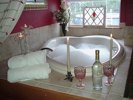Serenity Farm House Inn - Wimberley, TX