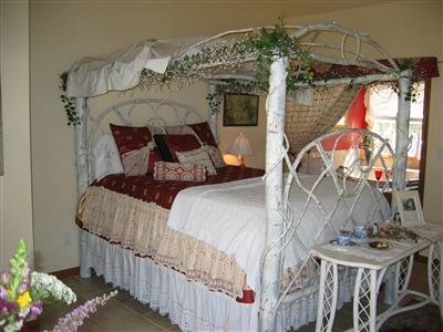 Serenity Farm House Inn - Wimberley, TX