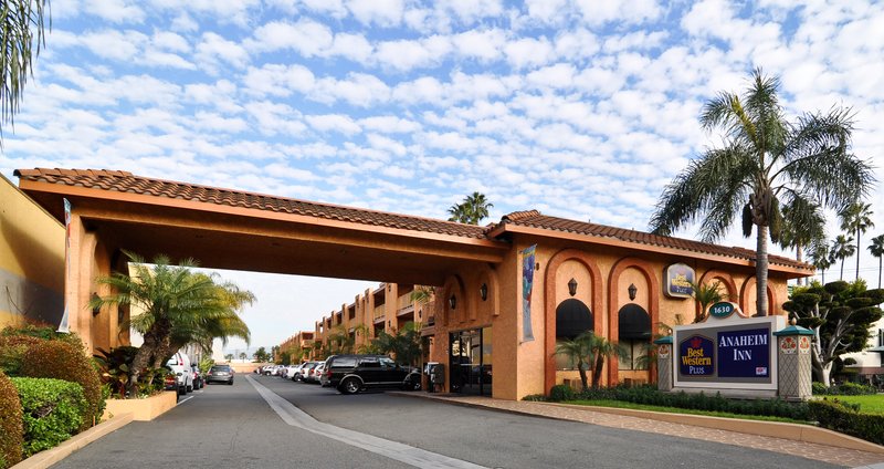 Best Western Plus - Anaheim, CA