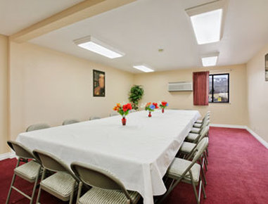 Super 8 By Wyndham Wenatchee - Wenatchee, WA