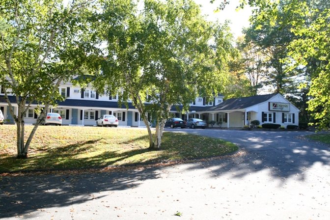 University Lodge - Amherst, MA