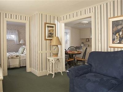 Maine Stay Inn and Cottages - Kennebunkport, ME