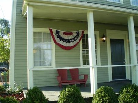 Heritage Inn - New Milford, CT