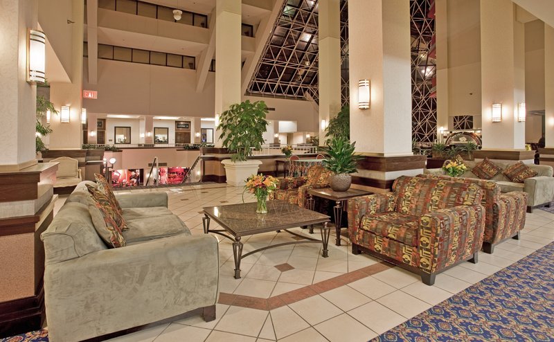 Crowne Plaza ST. LOUIS AIRPORT - Bridgeton, MO