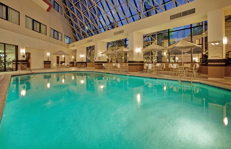 Crowne Plaza ST. LOUIS AIRPORT - Bridgeton, MO