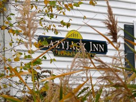 Lazyjack Inn - Tilghman, MD