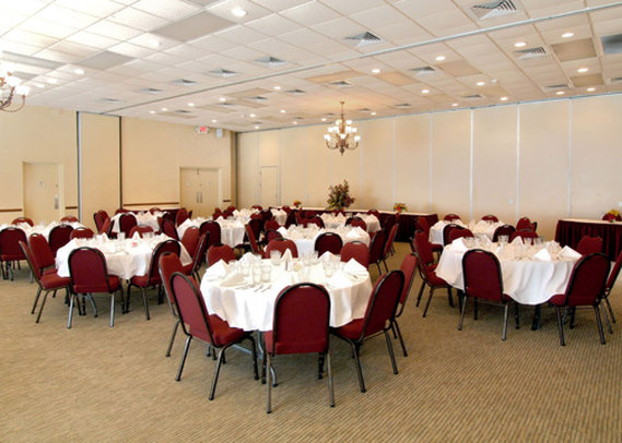 Clarion Inn & Suites - Dothan, AL