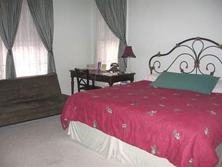 Olde Judge Mansion B & B - Troy, NY